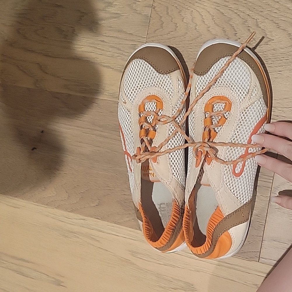 Kalso Earth sneaker prosper tennis shoe size 8 negative heel